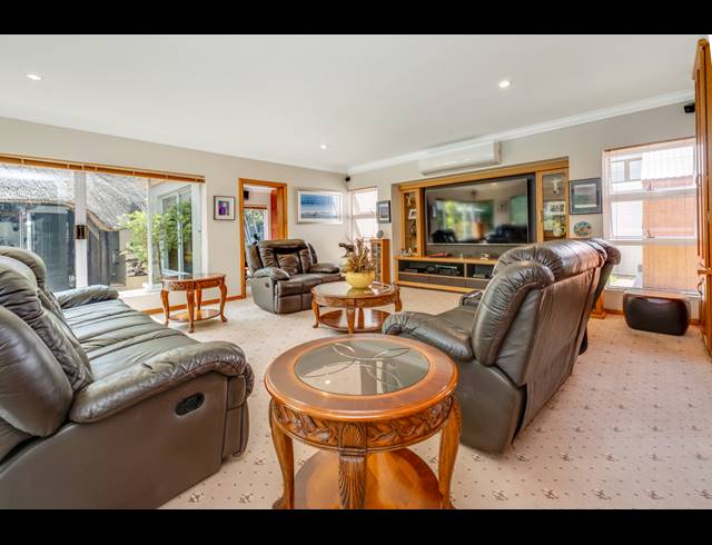 4 BEDROOM HOUSE FOR SALE IN DAINFERN GOLF ESTATE